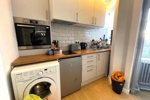 1 bedroom apartment to rent, Highstone Mansions, Camden Road, NW1