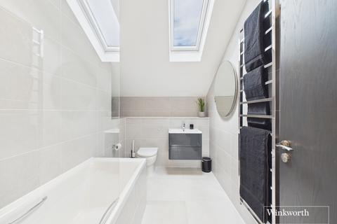 undefined, The Brookdales, London NW11