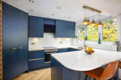 4 bedroom detached house for sale, Asket Hill, Roundhay, Leeds, Leeds LS8