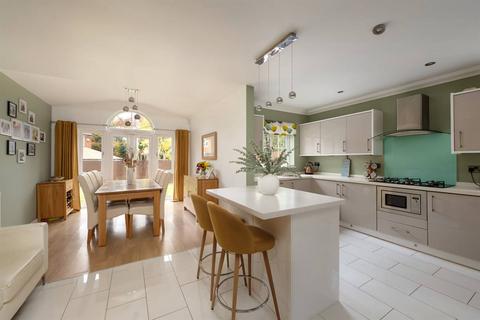 5 bedroom detached house for sale, Mandarin Lane, Stillwater Park, Herne Bay