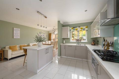 5 bedroom detached house for sale, Mandarin Lane, Stillwater Park, Herne Bay