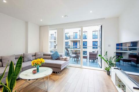 2 bedroom flat to rent, Montford Place, London E15
