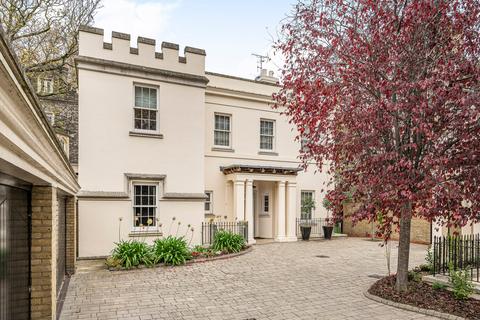 undefined, Albany Street, Regent's Park, London
