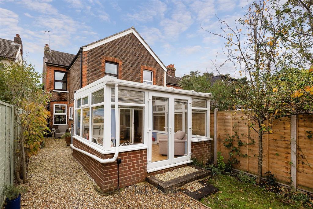 60 Mabledon Rd, TN9 2 TG 014.jpg