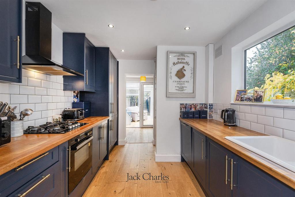 60 Mabledon Rd, TN9 2 TG 005.jpg