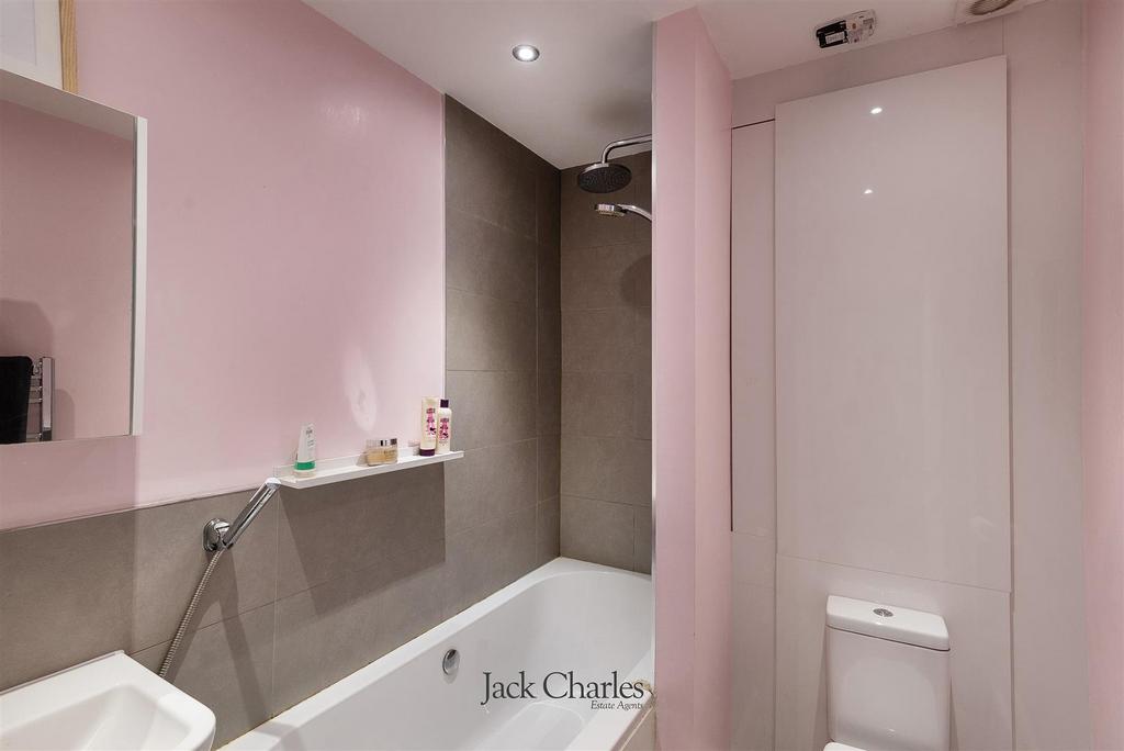 60 Mabledon Rd, TN9 2 TG 009.jpg
