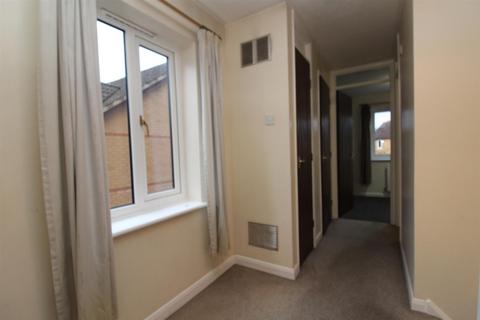2 bedroom detached house to rent, Combe Martin, Furzton, Milton Keynes, MK4 1HP