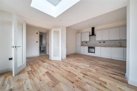 undefined, Avenue Gardens, London