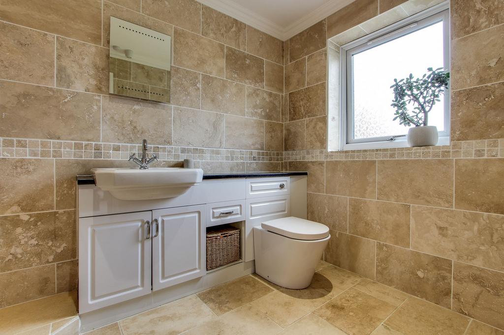 Ensuite