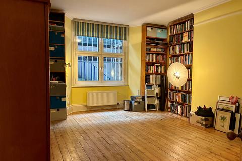 2 bedroom apartment for sale, Bickenhall Street, London, W1U