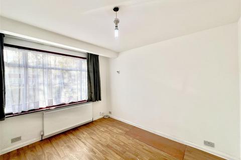 undefined, Wentworth Road, Southall UB2