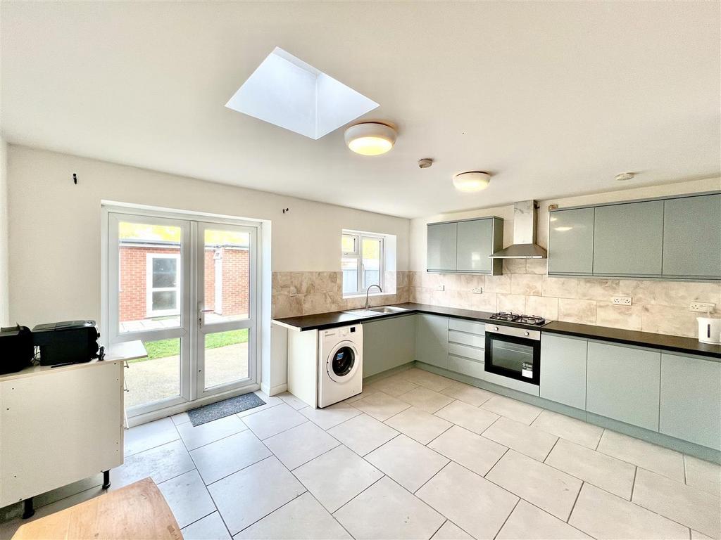 Kitchen/ Diner