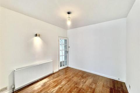 undefined, Wentworth Road, Southall UB2