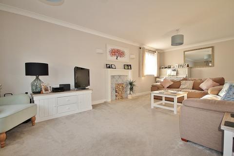 5 bedroom detached house for sale, Barrington Close, Witney, OX28