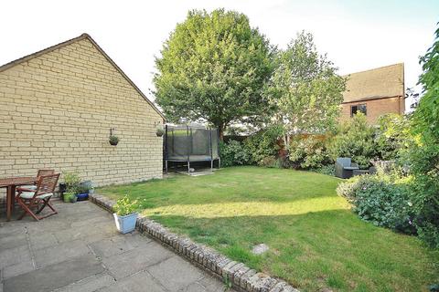 5 bedroom detached house for sale, Barrington Close, Witney, OX28