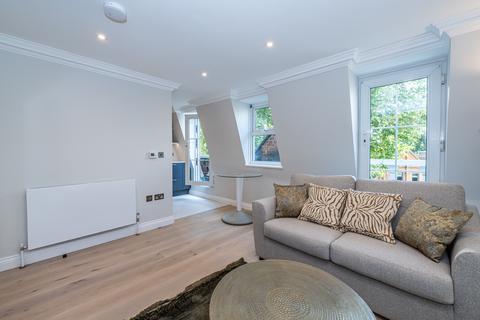 1 bedroom flat to rent, Ashburn Place, London SW7