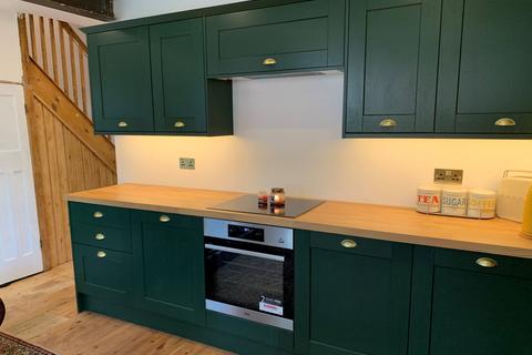 3 bedroom semi-detached house to rent, Blakeland Road, Birmingham B44