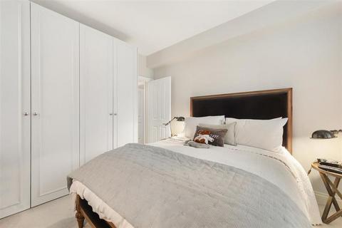 1 bedroom apartment to rent, Chelsea Manor Street, London