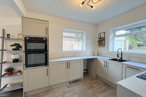 2 bedroom bungalow for sale, Neston Avenue, Bolton, BL1