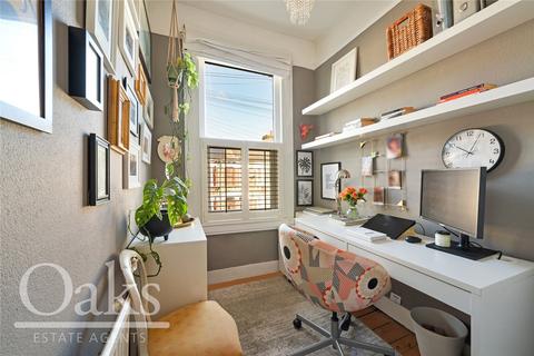 3 bedroom apartment for sale, Crowther Road, South Norwood