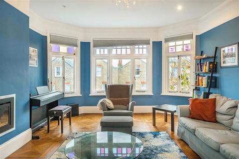 2 bedroom flat for sale, Castelnau Gardens, London SW13