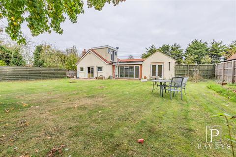 3 bedroom detached bungalow for sale, The Street, Kirby-Le-Soken, Frinton-On-Sea