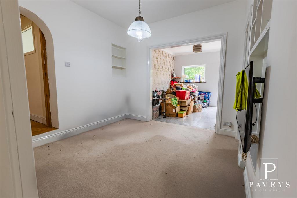 Dining room/family room
