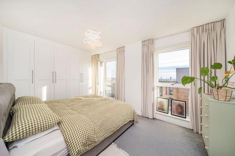 2 bedroom flat for sale, Rowland Road, London N17
