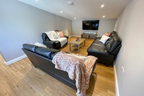 9 bedroom flat to rent, Hardman Street, L1 9AS,
