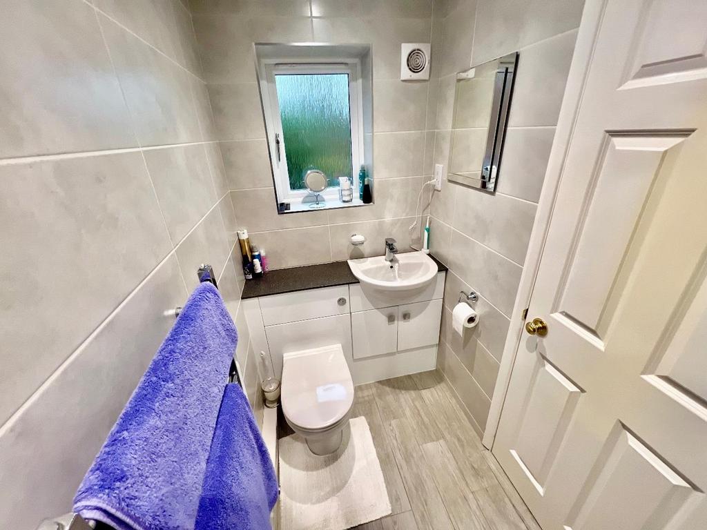 Ensuite