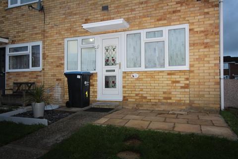 1 bedroom flat to rent, Brookside Close, Old Stratford, Milton Keynes