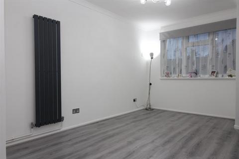 undefined, Brookside Close, Old Stratford, Milton Keynes