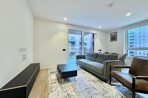 2 bedroom flat to rent, 5 Hemlock Street, Heron Wharf E14
