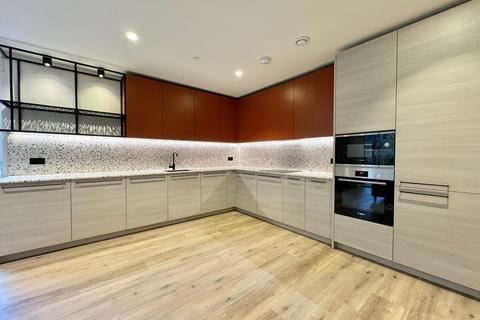 2 bedroom flat to rent, 5 Hemlock Street, Heron Wharf E14
