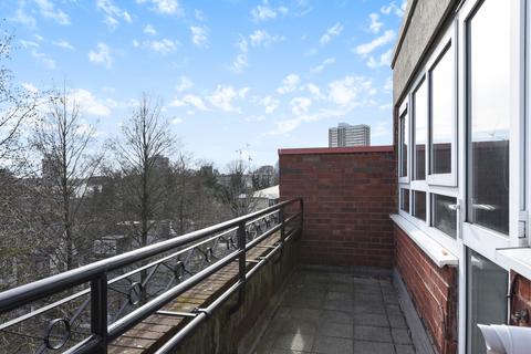1 bedroom flat to rent, Bullen Street, Battersea, London, SW11