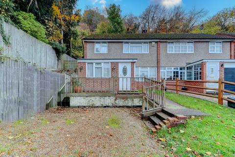 12 Bay Tree Close, High Wycombe, HP11 1JN