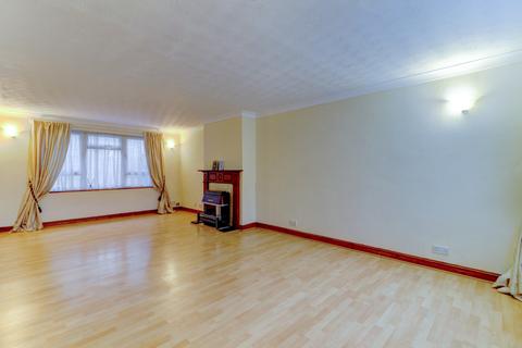 12 Bay Tree Close, High Wycombe, HP11 1JN