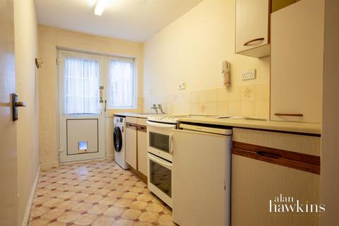 1 bedroom flat for sale, Stable Court, Wood Street, R.Wootton Bassett