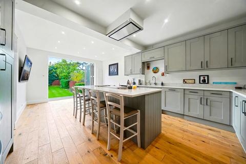 5 bedroom detached house for sale, Lake View, Edgware, HA8