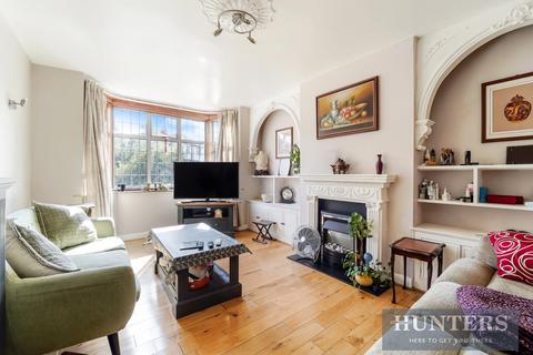 3 bedroom semi-detached house for sale, Brockenhurst Avenue, Worcester Park, KT47RG
