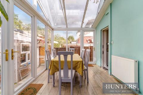 3 bedroom semi-detached house for sale, Brockenhurst Avenue, Worcester Park, KT47RG