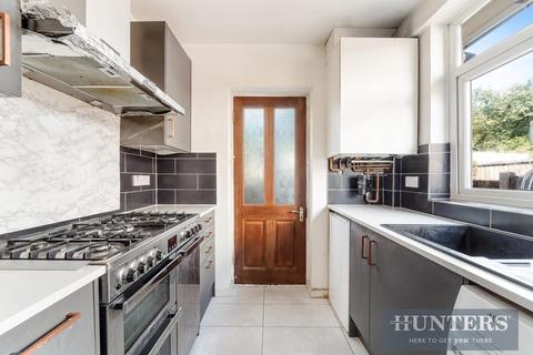 3 bedroom semi-detached house for sale, Brockenhurst Avenue, Worcester Park, KT47RG