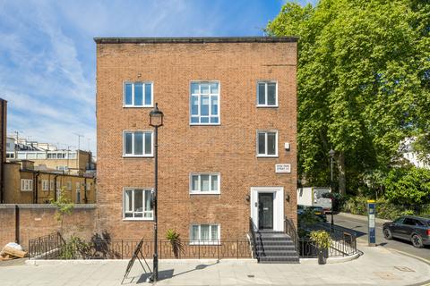 4 bedroom apartment to rent, London W2