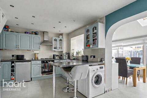 3 bedroom terraced house for sale, Cliff View Gardens, Sheerness