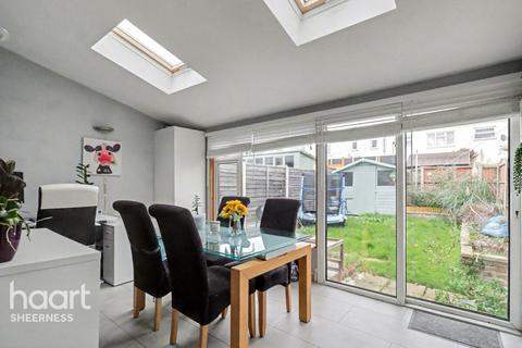 3 bedroom terraced house for sale, Cliff View Gardens, Sheerness