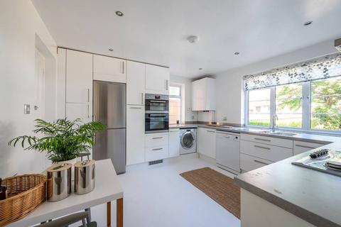 3 bedroom flat to rent, Raymond Road, SW19, Wimbledon Village, London, SW19