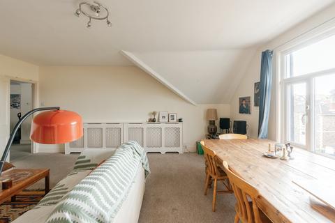 undefined, Bristol BS6