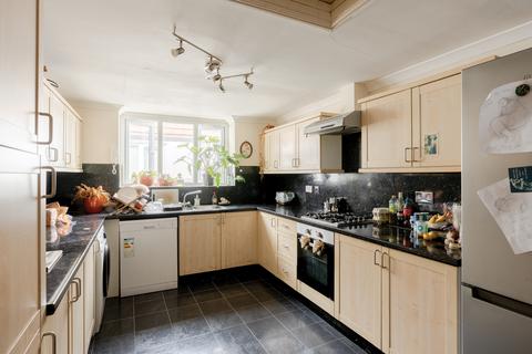 undefined, Bristol BS6