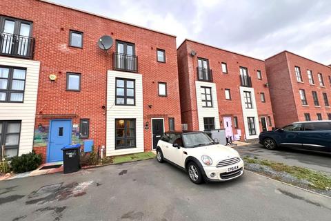 4 bedroom semi-detached house for sale, Hever Close, St. Crispin, Northampton NN5