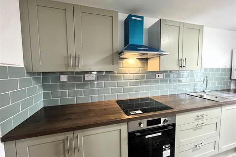2 bedroom flat to rent, Lavender Street, Brighton